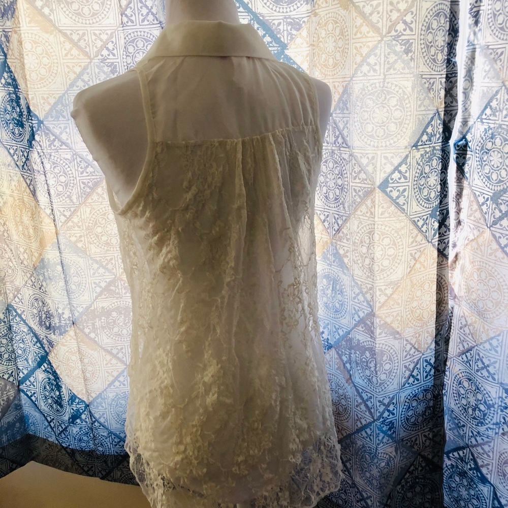 Body Central hi-low blouse